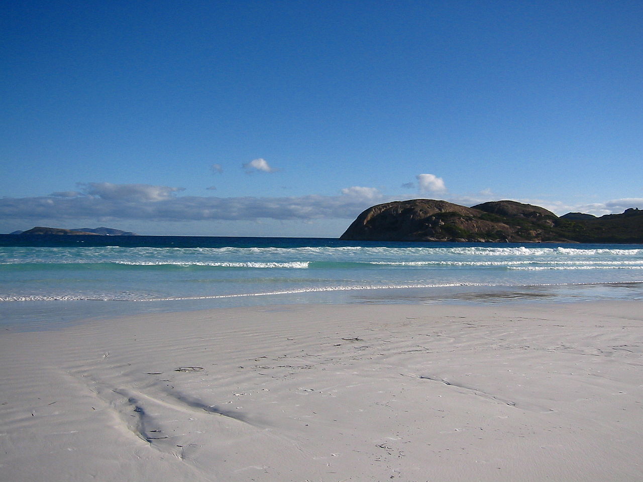 Lucky Bay Australia wikipedia