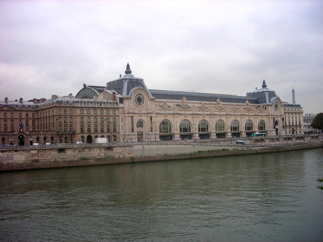 The ultimate list of tips for visiting Musée d'Orsay, Paris.
