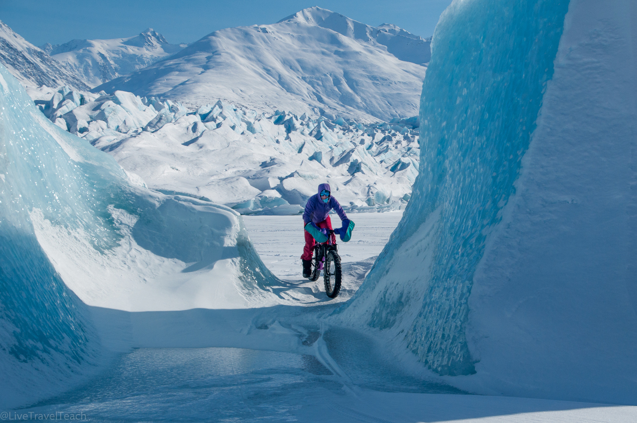 Knik Glacier is one of the best Alaskan glaciers. Discover top adventures to have in Alaska from this article