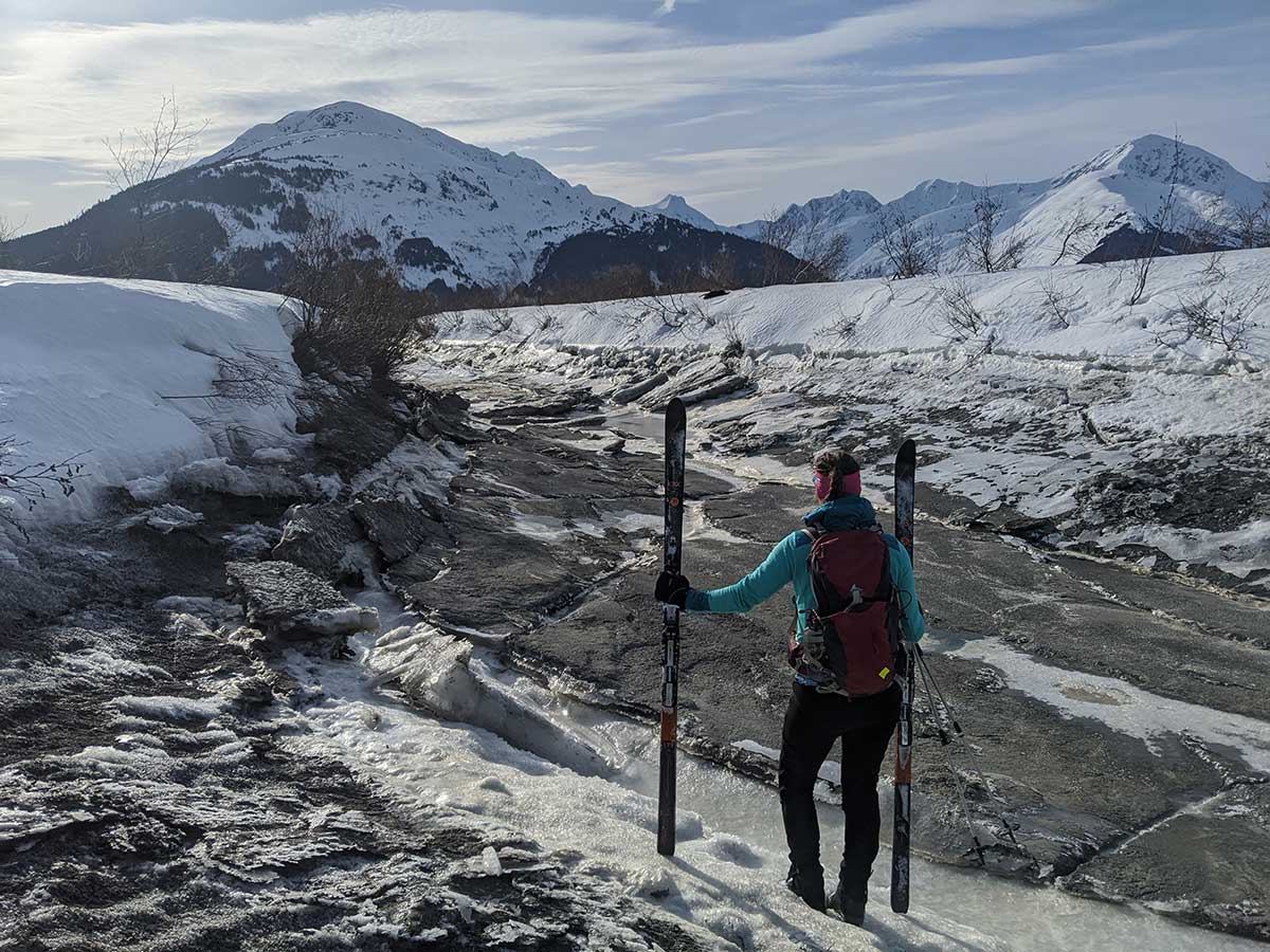 Skookum Glacier trail. Discover the unmissable Alaskan adventures from this article