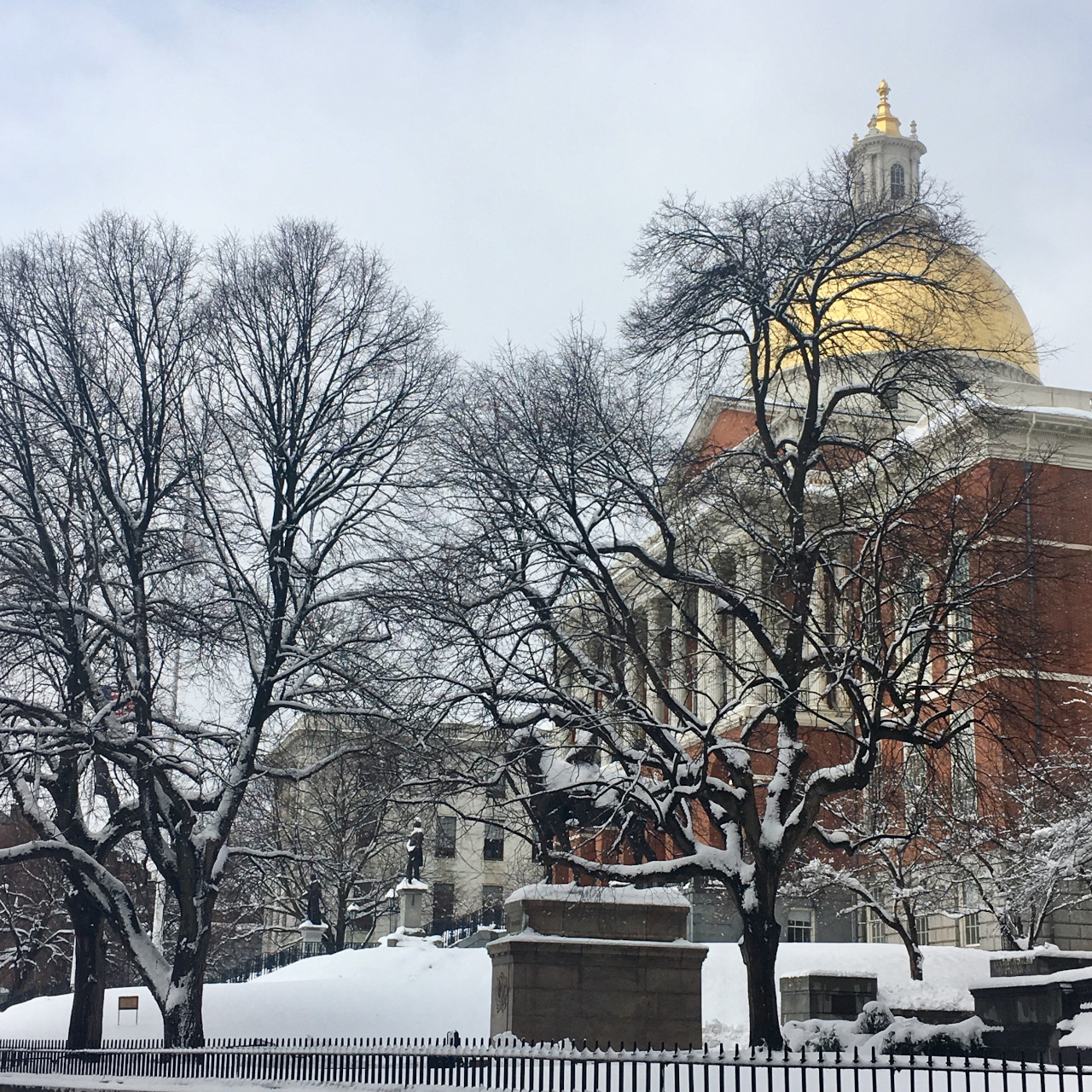 State House is one of the best things to do in Boston USA. Use this Boston guide to create your Boston bucket list and plan your Boston trip